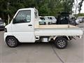 2010 Nissan Clipper Truck