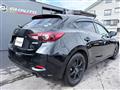 2017 Mazda Axela