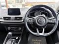 2017 Mazda Axela