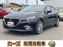 2014 Mazda Axela