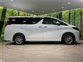 2022 Toyota Alphard Hybrid