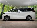 2022 Toyota Alphard Hybrid