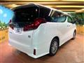 2023 Toyota Alphard Hybrid