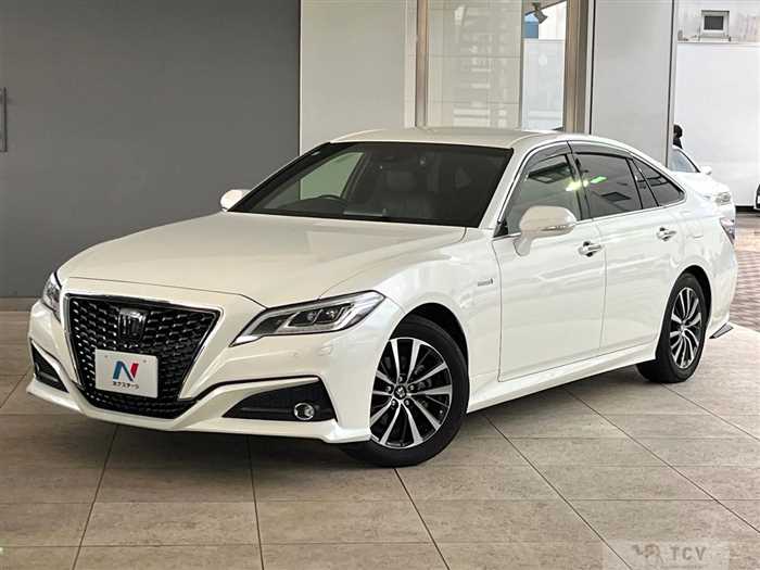 2019 Toyota Crown Hybrid
