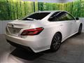 2019 Toyota Crown Hybrid