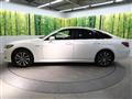 2019 Toyota Crown Hybrid