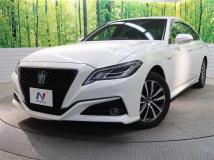 2019 Toyota Crown Hybrid