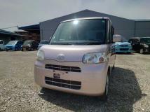 2012 Daihatsu Tanto