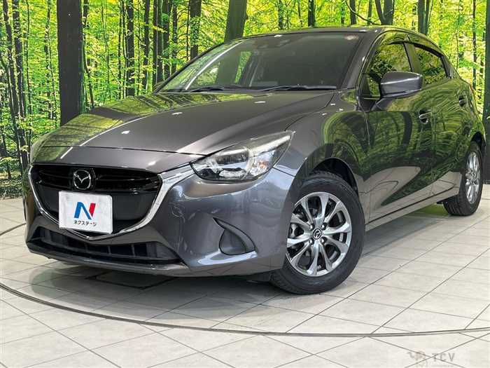 2017 Mazda Demio