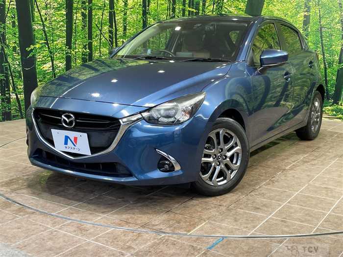 2017 Mazda Demio