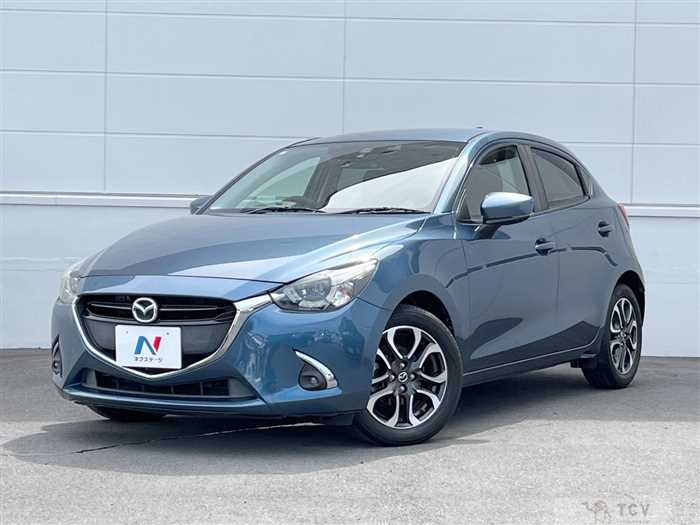 2017 Mazda Demio