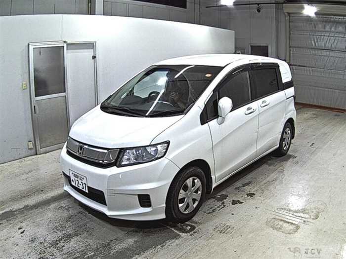 2015 Honda Freed Spike