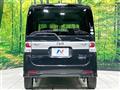 2011 Daihatsu Tanto
