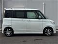 2011 Nissan ROOX
