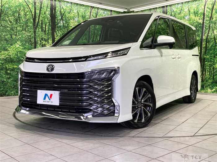2022 Toyota Voxy