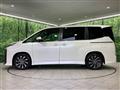 2022 Toyota Voxy