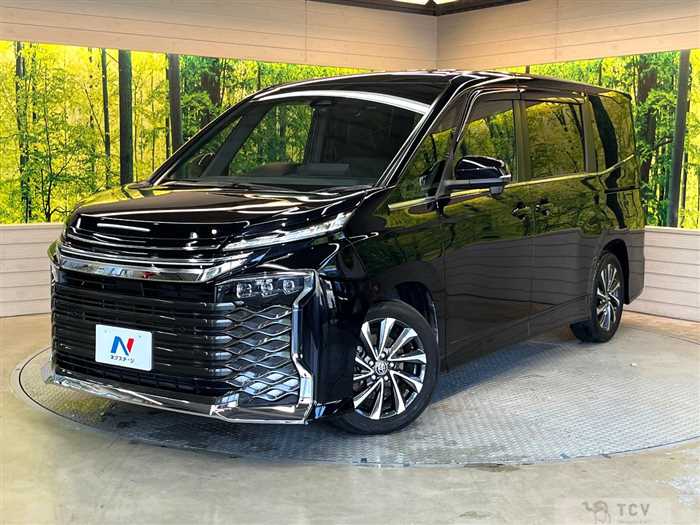 2023 Toyota Voxy