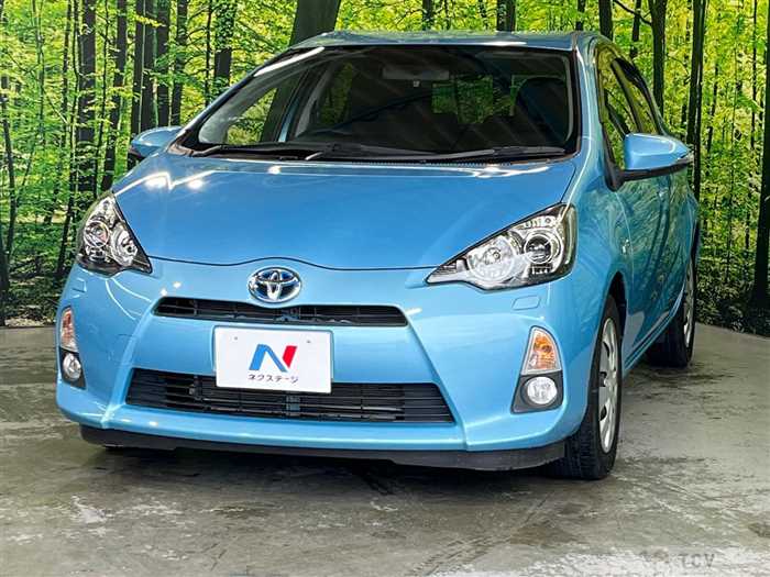 2012 Toyota AQUA