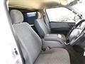 2004 Toyota Regiusace Van