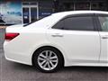 2013 Toyota Crown Athlete Series