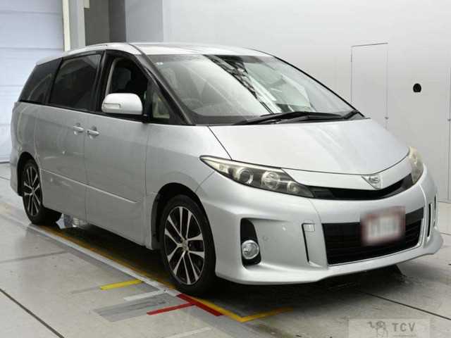 2013 Toyota Estima
