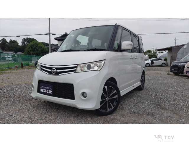2011 Nissan ROOX