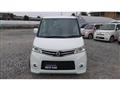2011 Nissan ROOX