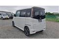 2011 Nissan ROOX