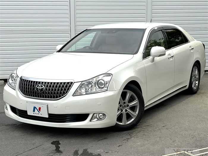 2010 Toyota Crown Majesta