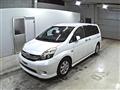 2013 Toyota Isis