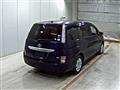 2013 Toyota Isis