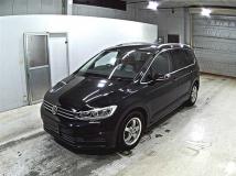 2019 Volkswagen Golf Touran