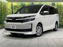 2017 Toyota Voxy