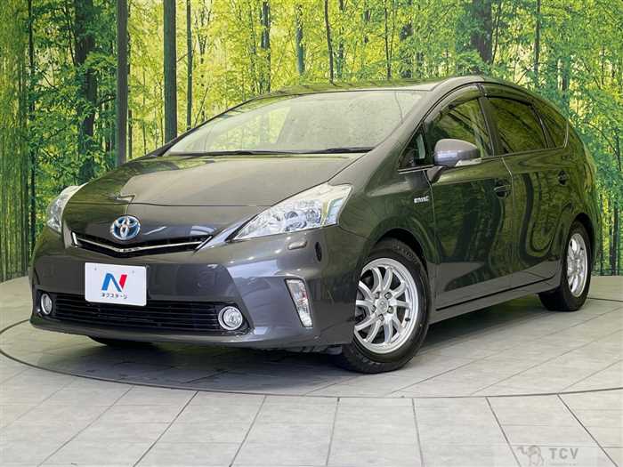 2012 Toyota PRIUS α