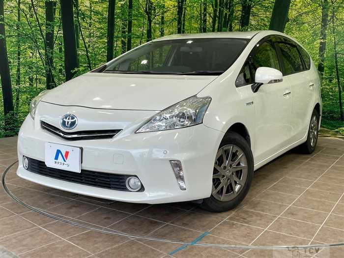 2014 Toyota PRIUS α