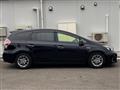 2016 Toyota PRIUS α