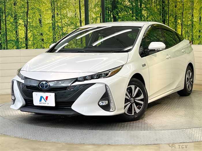 2022 Toyota Prius PHV
