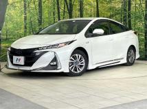 2022 Toyota Prius PHV