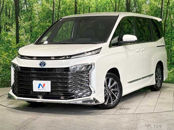 2025 Toyota Voxy