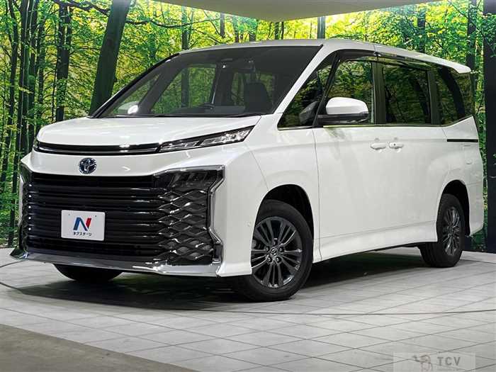 2023 Toyota Voxy