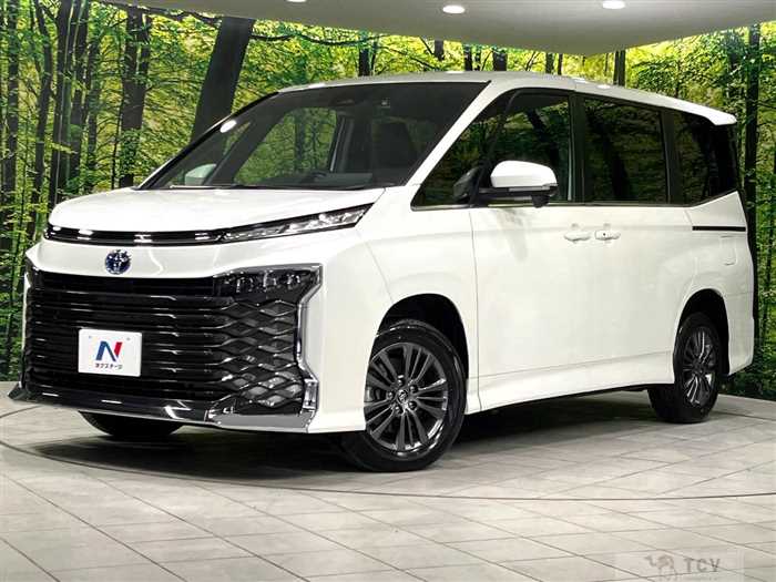 2025 Toyota Voxy