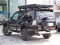 2016 Mitsubishi Pajero