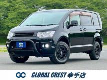 2012 Mitsubishi Delica D5