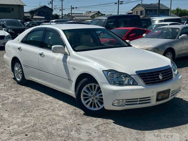 2004 Toyota Crown