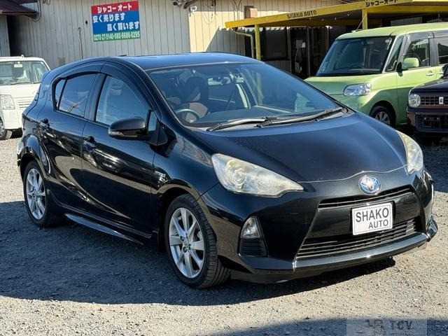 2013 Toyota AQUA