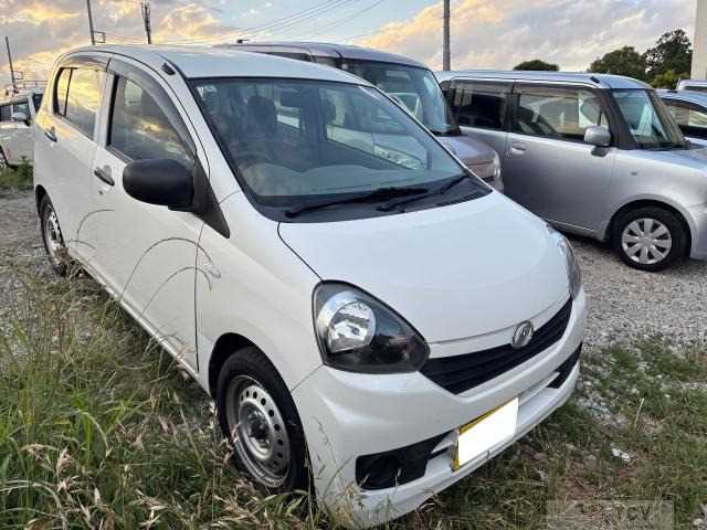 2016 Daihatsu Mira