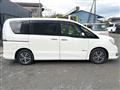 2015 Nissan Serena