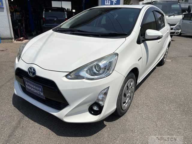 2015 Toyota AQUA
