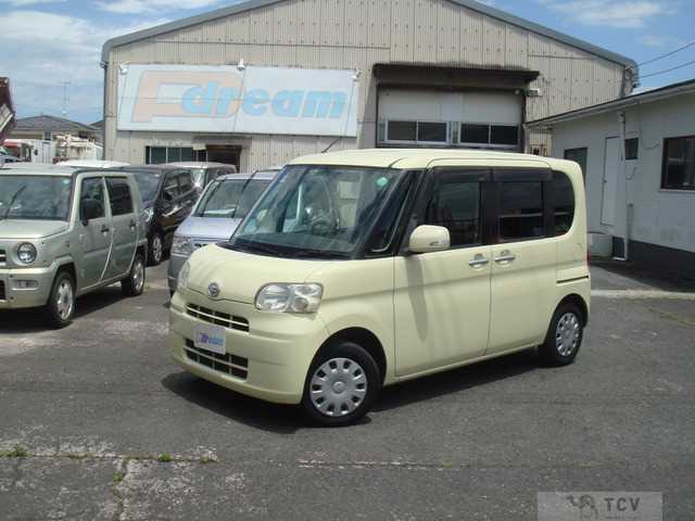 2010 Daihatsu Tanto