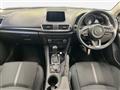 2017 Mazda Axela